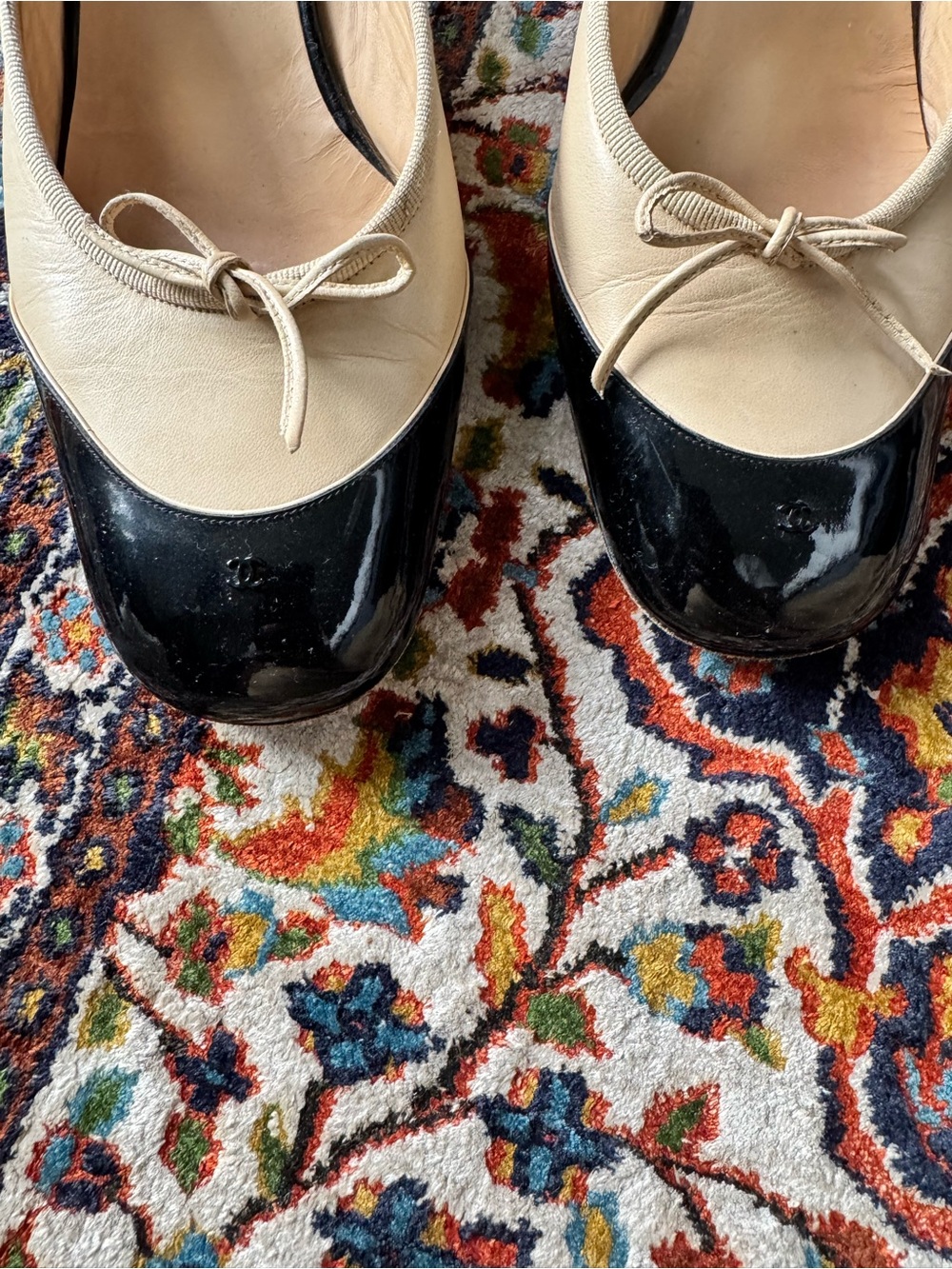 CHANEL Beige and Black Two-Tone Leather Mules - Picture 7 of 10
